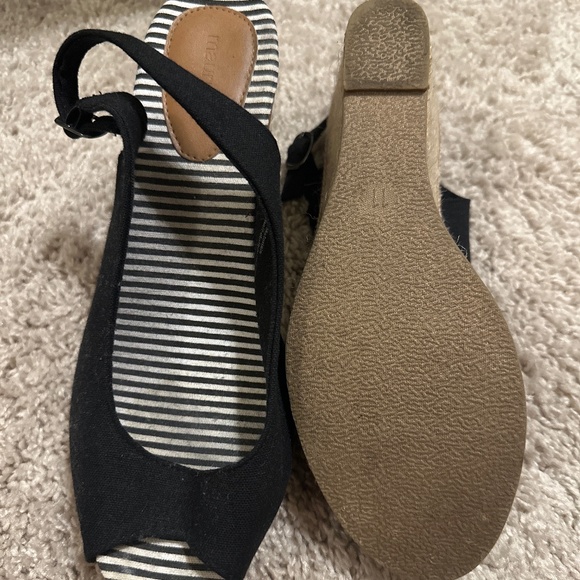 Wedges - Picture 1 of 2